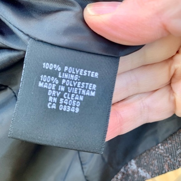 COLLECTIONS by Le Suit PLUS SIZE CROP SHOULDER PADS METALLIC BLAZER JACKET NWOT - Picture 4 of 5